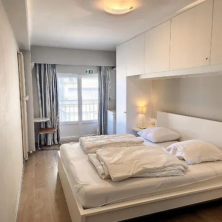 Albertstrand With Stunning Seafront View Knokke-Heist