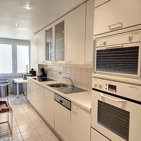 Albertstrand With Stunning Seafront View *