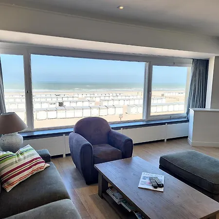 Spacious On Albertstrand Seafront